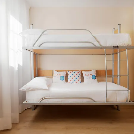 Rh Jerez Centro 4* חרז
